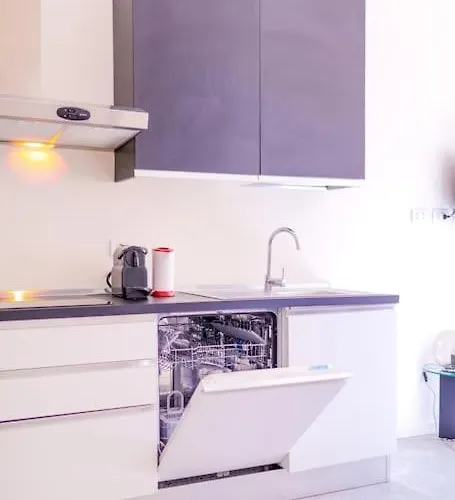 Center Portofino - Free Parking - By The Sea - Ac - Free Wi-fi Appartement *