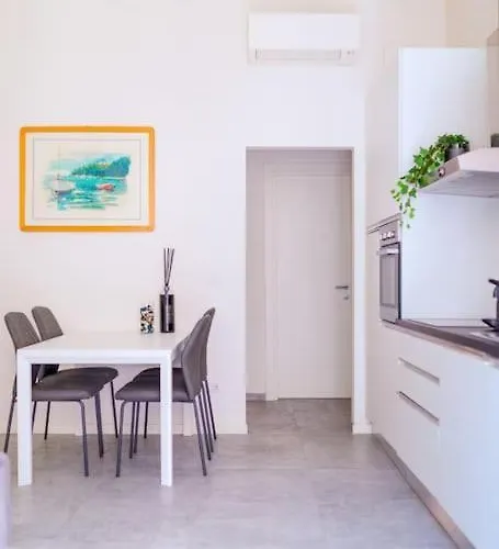 Center Portofino - Free Parking - By The Sea - Ac - Free Wi-fi Appartement