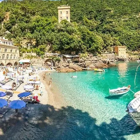 Center Portofino - Free Parking - By The Sea - Ac - Free Wi-fi Apartment *